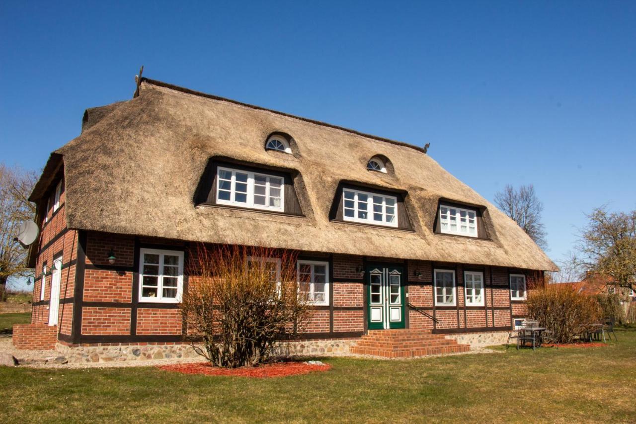 Reet Und Meer Beckerwitz Hohenkirchen  Exterior photo